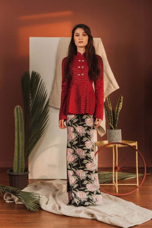 Nuriya Batik - Burgundy